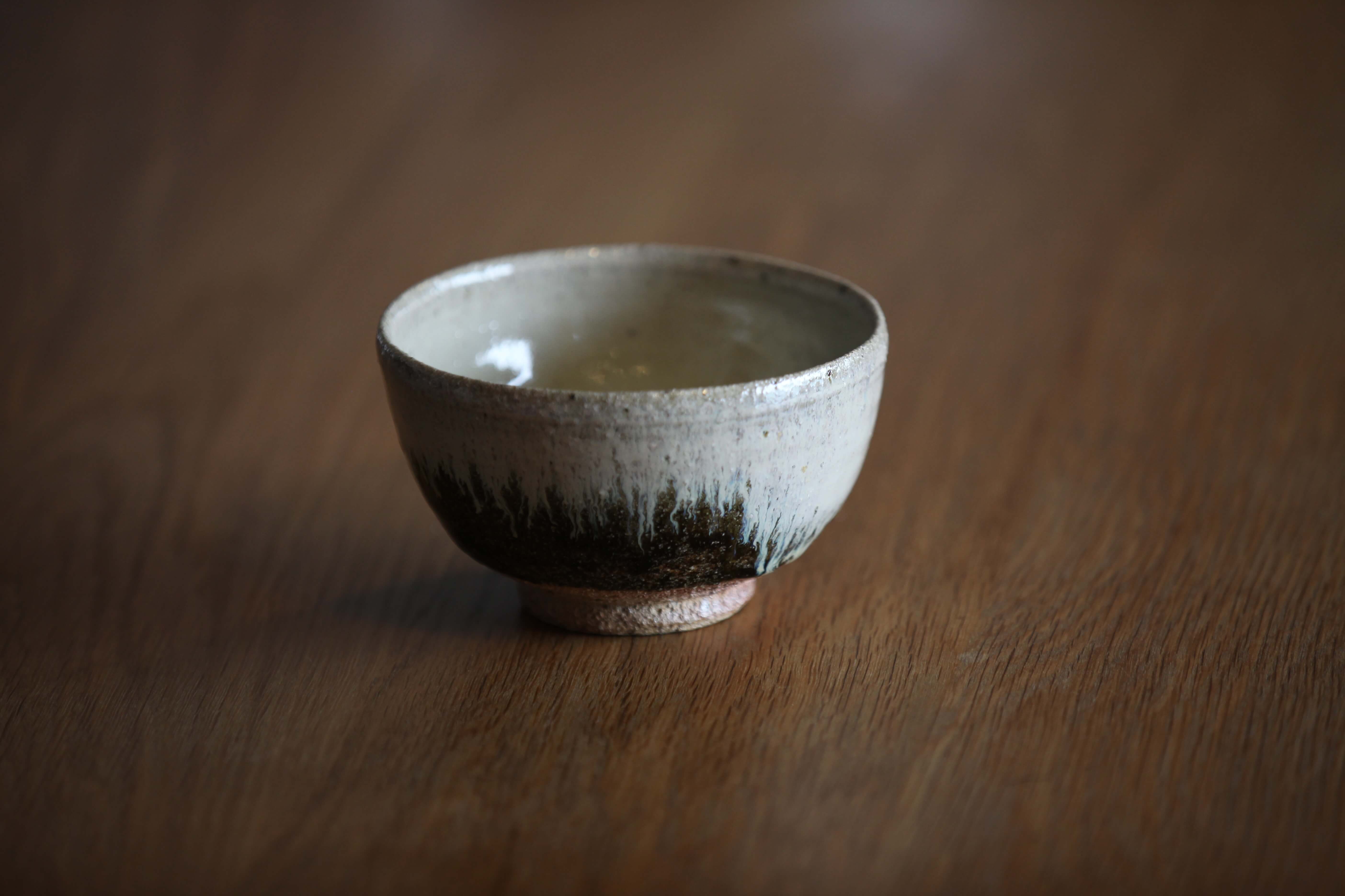 【無冠の帝王】西岡小十　黒唐津　窯変茶碗　朝鮮唐津 無冠の帝王】西岡小十 黒唐津 窯変茶碗 朝鮮唐津 - メルカリ